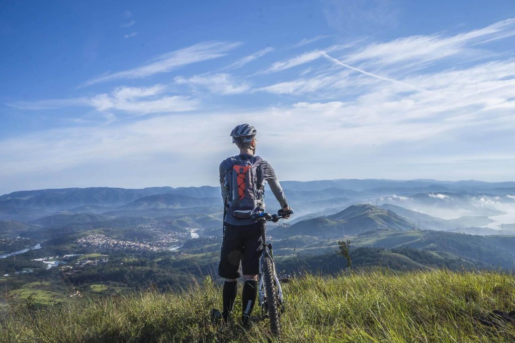 cycling-1533270_1920 (1)
